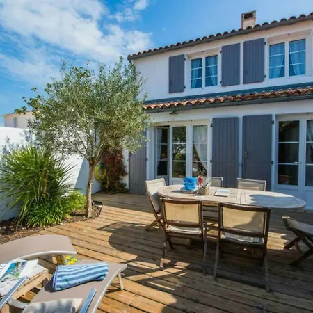 Family Fun, Beach, Biking And Relaxation * La Couarde-sur-Mer